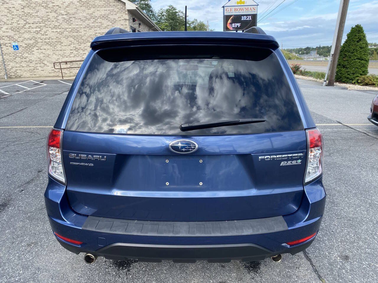 Used 2012 Subaru Forester 2.5X Premium AWD/4WD image 6