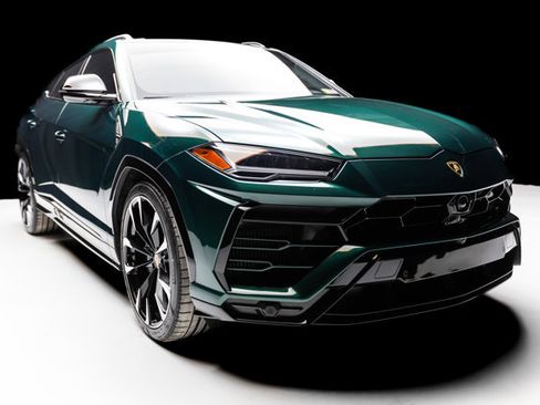 Used 2021 Lamborghini Urus image 31