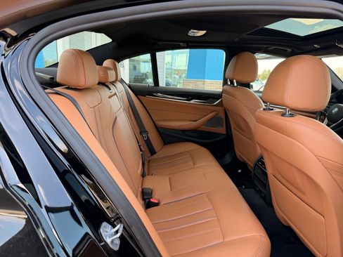 Used 2019 BMW 540i w/ Premium Package RWD image 18