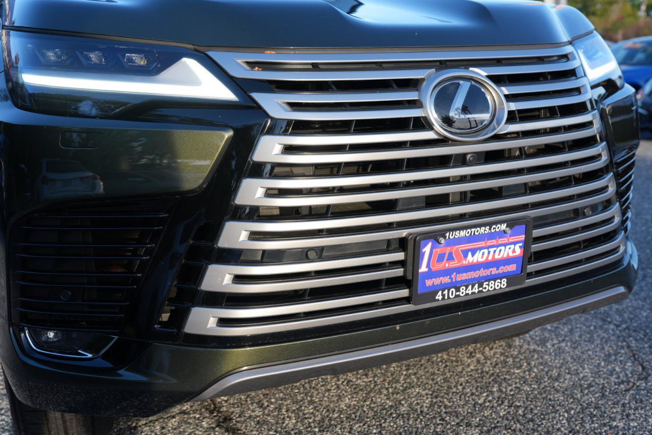 Used 2024 Lexus LX 600 4WD w/ Luxury Package image 5