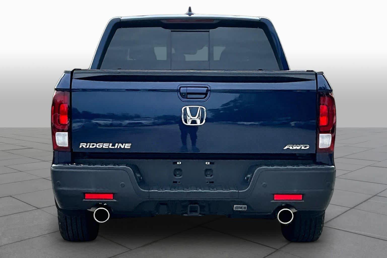 Used 2023 Honda Ridgeline RTL-E image 5