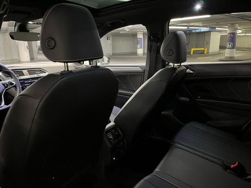 Used 2023 Volkswagen Tiguan SE R-Line image 22