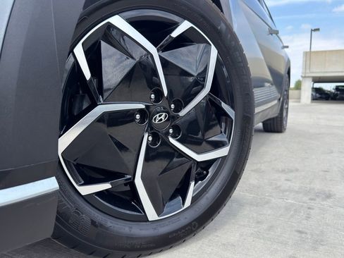 Used 2024 Hyundai Ioniq 5 SEL image 4