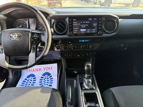 Used 2021 Toyota Tacoma TRD Off-Road image 19