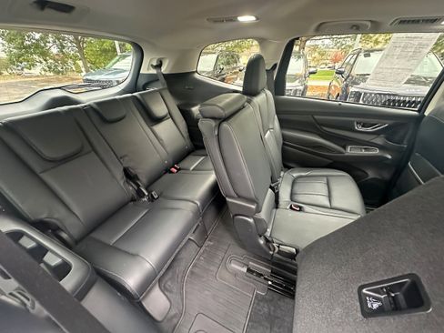Used 2023 Subaru Ascent Limited image 25
