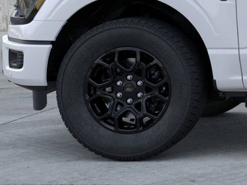 New 2024 Ford F150 XLT w/ Equipment Group 302A MID image 19