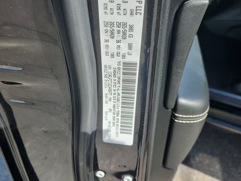 Used 2014 Jeep Grand Cherokee Overland image 21