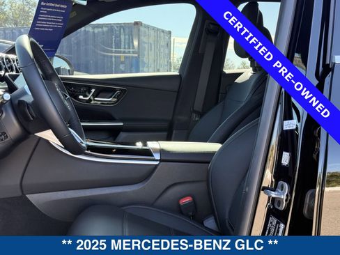 Used 2025 Mercedes-Benz GLC 300 image 20