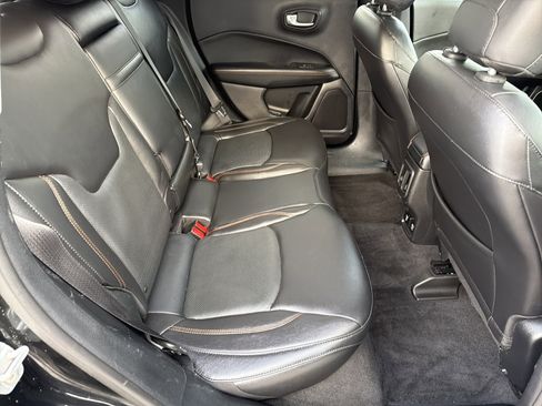 Used 2018 Jeep Compass Limited w/ Navigation Group image 16