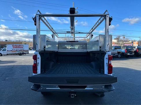 Used 2025 Chevrolet Silverado 2500 W/T w/ WT/CX Safety Package image 11