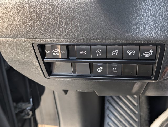 Used 2023 Toyota Tundra Limited AWD/4WD image 23