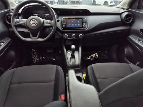 Used 2024 Nissan Kicks S image 22