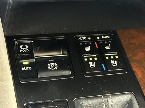 Used 2017 Lexus RX 350 AWD w/ Premium Package image 31