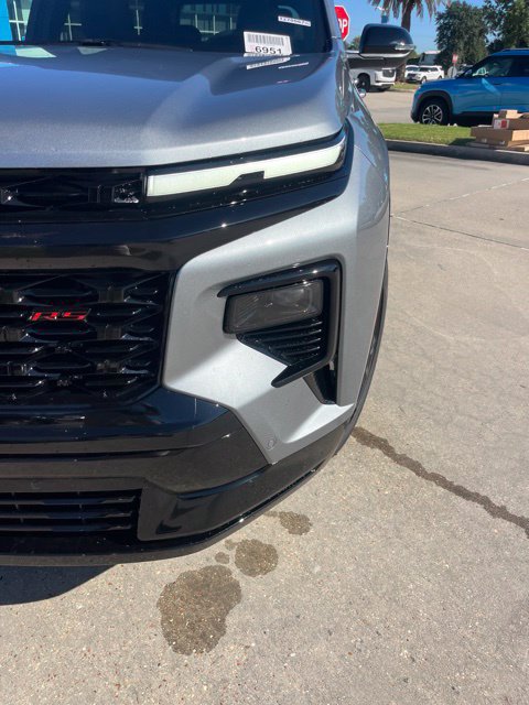 New 2027 Chevrolet Traverse RS w/ LPO, Floor Liner Package FWD image 15