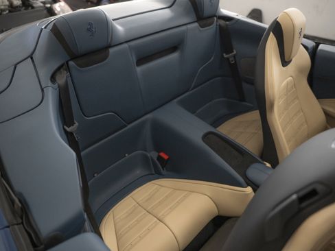 Certified 2025 Ferrari Roma Spider image 41