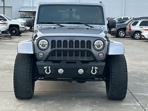 Used 2016 Jeep Wrangler Unlimited Sport image 11