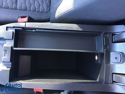 Used 2019 Chevrolet Equinox LT image 40