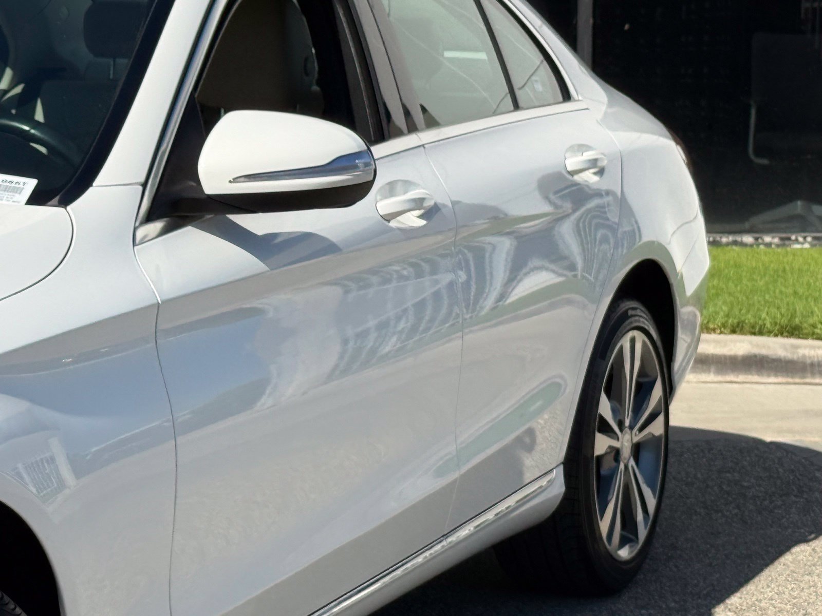 Used 2015 Mercedes-Benz C 300 4MATIC Sedan image 4