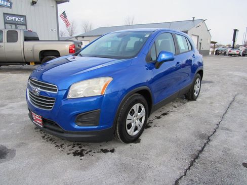 Used 2015 Chevrolet Trax LS image 1