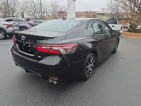 Certified 2023 Toyota Camry SE image 7