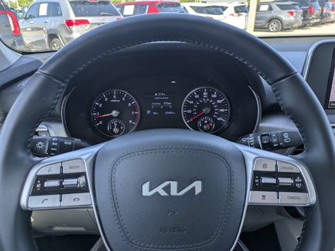 Used 2022 Kia Telluride S FWD image 34