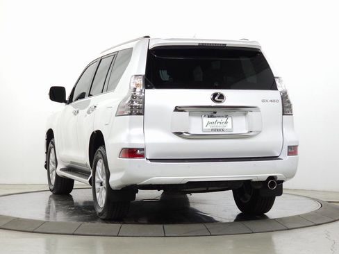 Used 2023 Lexus GX 460 Premium w/ Premium Package image 6