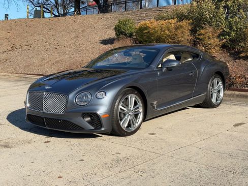Used 2023 Bentley Continental GT V8 image 7