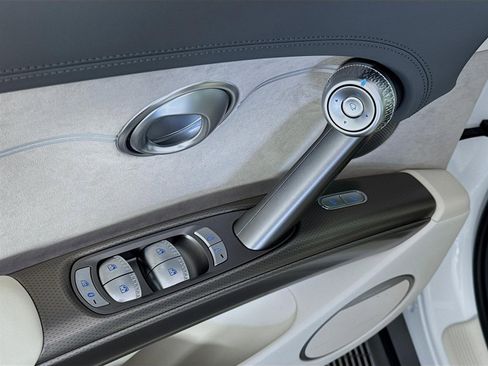 New 2024 Genesis GV60 Performance image 20