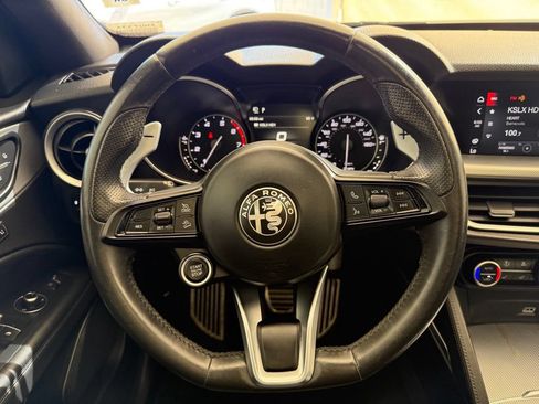 Used 2021 Alfa Romeo Stelvio Ti Sport AWD/4WD image 23