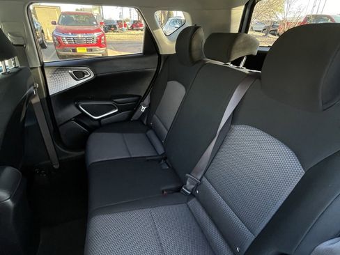 Used 2024 Kia Soul LX w/ Option Group 015 image 22