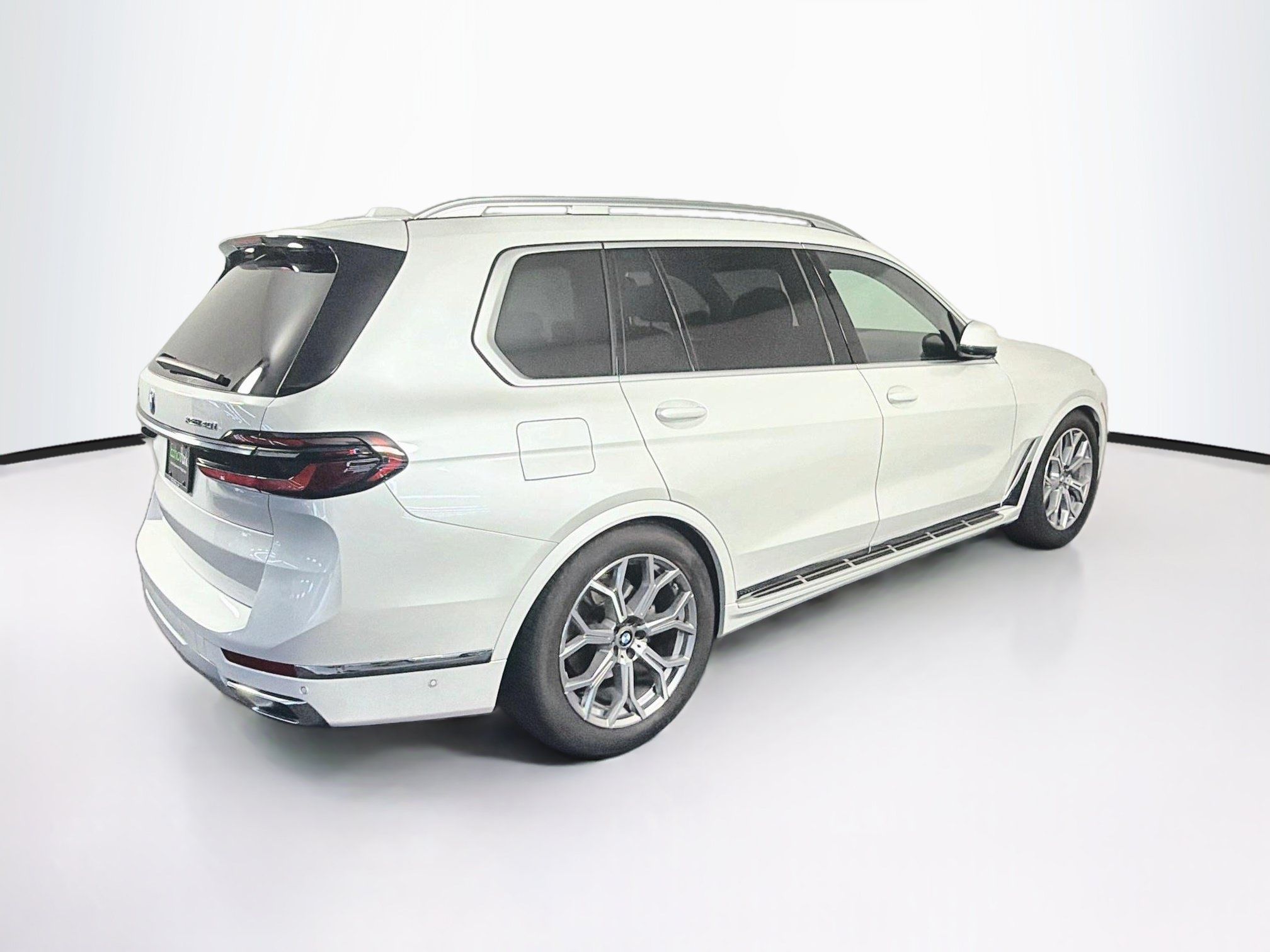 Used 2025 BMW X7 xDrive40i AWD/4WD image 9