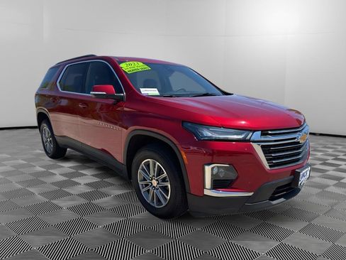 Used 2023 Chevrolet Traverse LT w/ LPO, Floor Liner Package AWD/4WD image 6
