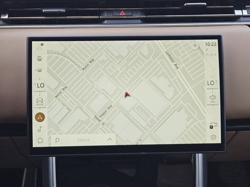 Used 2024 Land Rover Range Rover Autobiography image 19