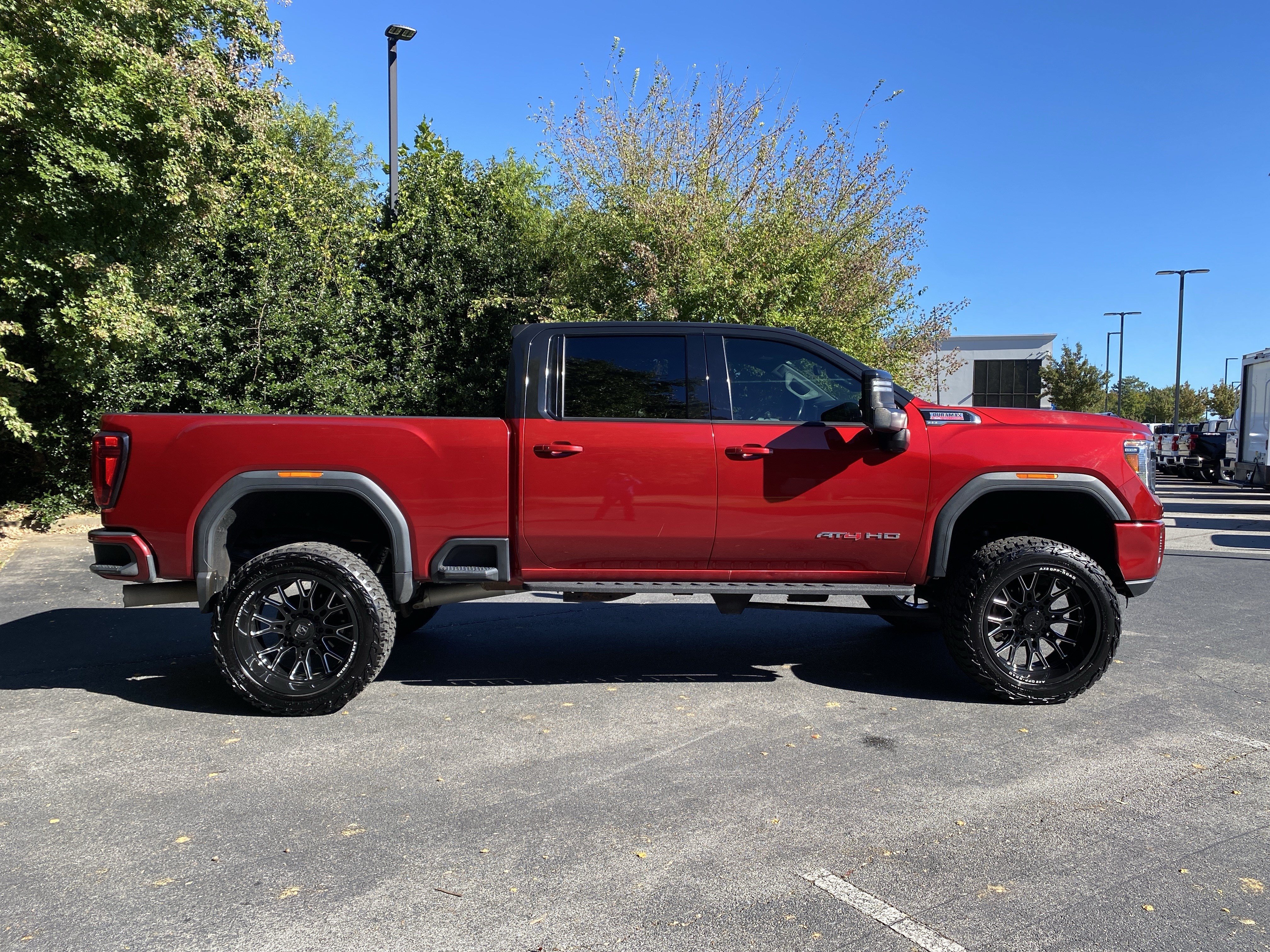 Used 2021 GMC Sierra 2500 AT4 w/ AT4 Premium Plus Package AWD/4WD image 10