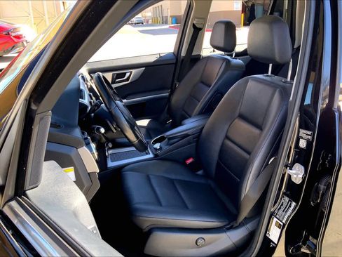 Used 2014 Mercedes-Benz GLK 350 2WD image 8