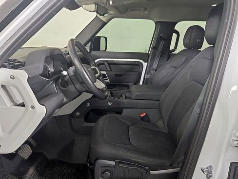 Certified 2022 Land Rover Defender 110 image 14
