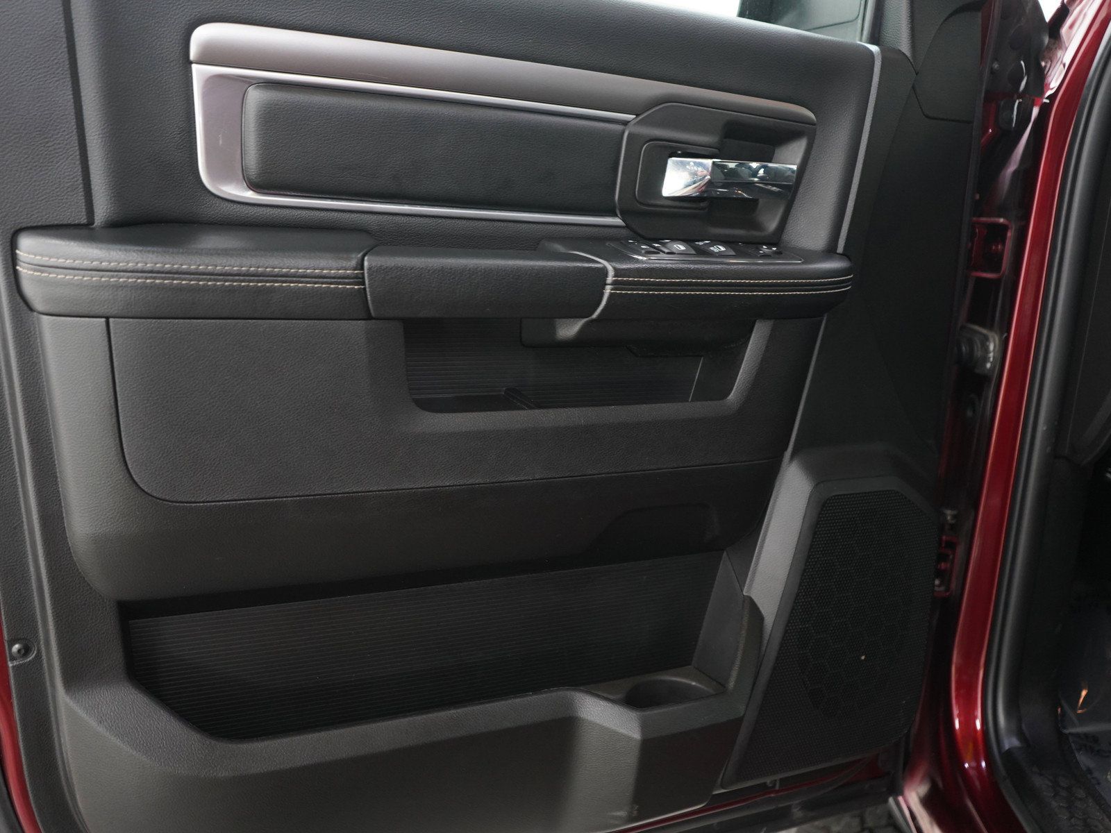 Used 2021 RAM 1500 Warlock AWD/4WD image 17