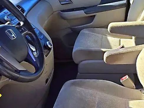 Used 2011 Honda Odyssey LX image 3