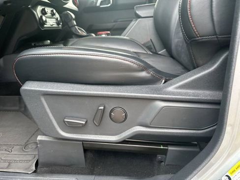 Used 2022 Ford Bronco Raptor image 23