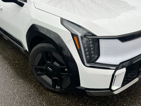 New 2026 Kia EV9 GT-Line image 2