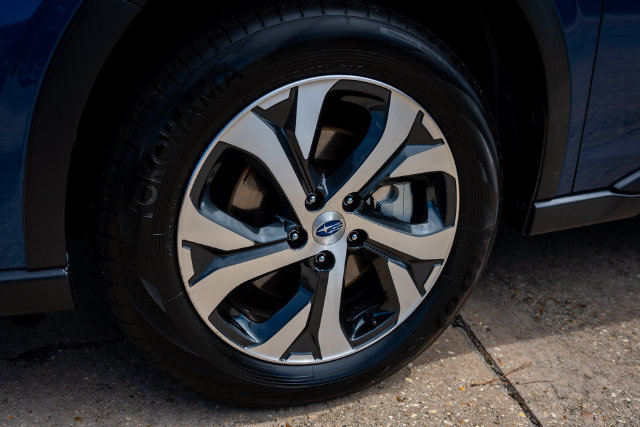 Used 2021 Subaru Outback Touring AWD/4WD image 14