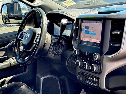 Used 2022 RAM 3500 Laramie image 28