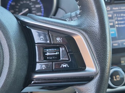 Used 2018 Subaru Outback 2.5i Limited AWD/4WD image 19