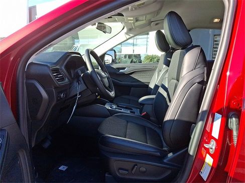 New 2025 Ford Escape SE image 6