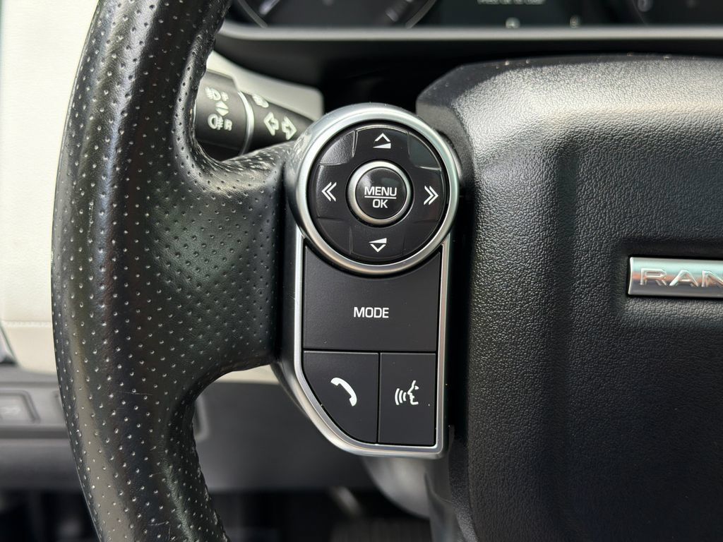 Used 2016 Land Rover Range Rover Sport HSE AWD/4WD image 23