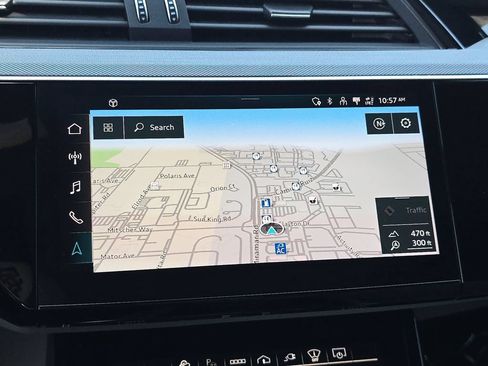 Certified 2024 Audi Q8 e-tron Prestige AWD/4WD image 28