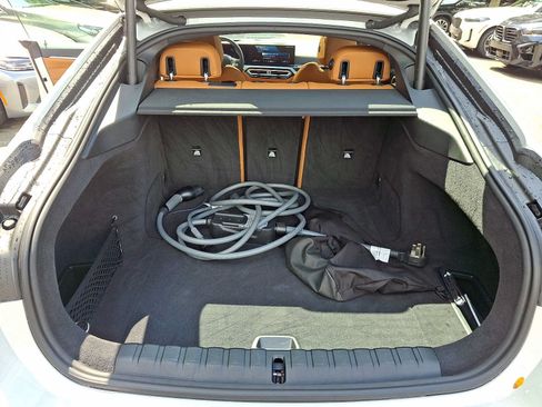 Used 2024 BMW i4 eDrive35 w/ Premium Package RWD image 29