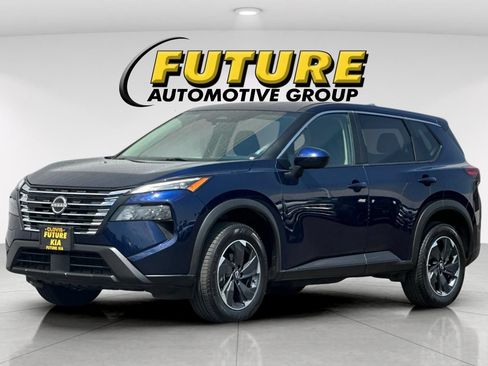 Used 2024 Nissan Rogue SV AWD/4WD image 8