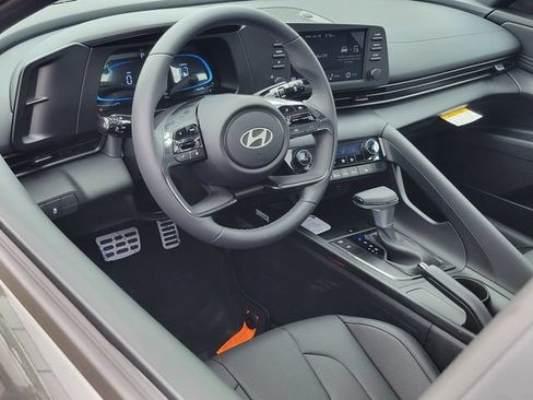 New 2026 Hyundai Elantra SEL Sport FWD image 5