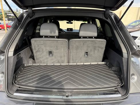 Used 2019 Audi Q7 2.0T Premium w/ Convenience Package AWD/4WD image 22